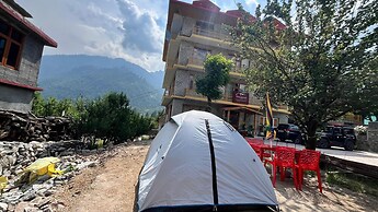 Wander Thrives Inn By Ads