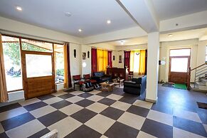 Wander Thrives Inn By Ads