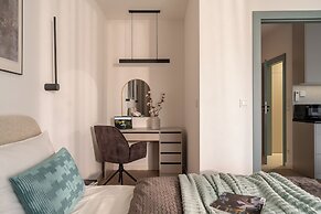 Symphony Atal City Square