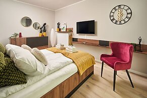 Symphony Atal City Square