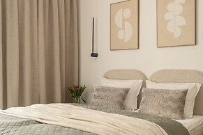 Symphony Atal City Square