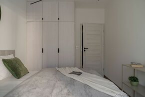 Symphony Atal City Square