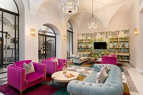 Palazzo Pazzi Vitali Luxury Apartments