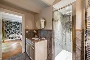 Palazzo Pazzi Vitali Luxury Apartments