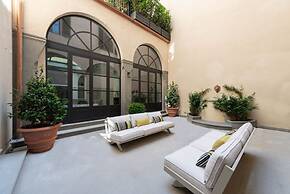 Palazzo Pazzi Vitali Luxury Apartments