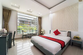 Collection O Cozy 5 Hotel - Near SECC