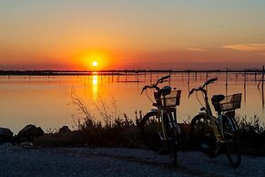 Charming Villa With Garden and Views in Albarella