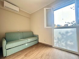 Charming Villa With Garden and Views in Albarella