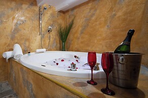 navona jacuzzi apartment