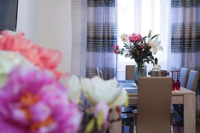 navona jacuzzi apartment