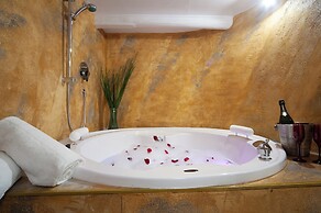 navona jacuzzi apartment