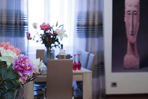 navona jacuzzi apartment