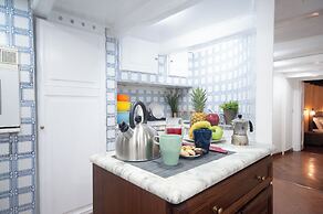 navona jacuzzi apartment