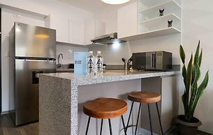 w Radiant 1BR w Perfect Balcony in Cusco