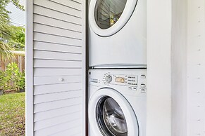 'the Peacock Bungalow' Near Fort Lauderdale Beach!