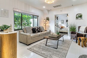 'the Peacock Bungalow' Near Fort Lauderdale Beach!