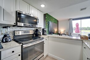 10 Mi to Disney Parks: Townhome w/ Pool Access!