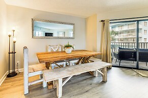 Steps to Beach: Indian Shores Condo w/ Balcony!