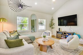 Heated Pool, Mini Golf & Cabana: Bradenton Retreat