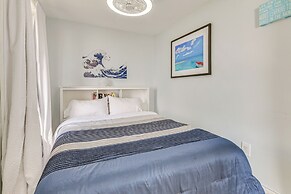 Beachfront, Dog-friendly Milford Getaway w/ Yard!