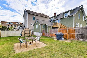 Beachfront, Dog-friendly Milford Getaway w/ Yard!