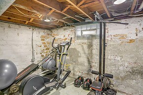 3 Mi to Dtwn: Unique Toledo Retreat