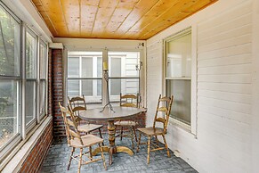 3 Mi to Dtwn: Unique Toledo Retreat