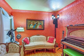 3 Mi to Dtwn: Unique Toledo Retreat