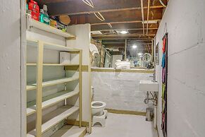 3 Mi to Dtwn: Unique Toledo Retreat