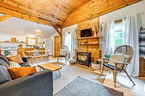 Fish & Water Raft: Cabin Near Lake Santeetlah