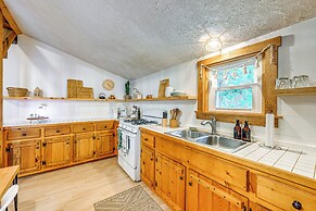 Fish & Water Raft: Cabin Near Lake Santeetlah