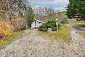 Fish & Water Raft: Cabin Near Lake Santeetlah