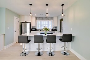 1 Mi to Pier: Screened Patio at Murrells Inlet Apt