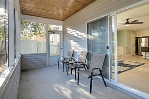 1 Mi to Pier: Screened Patio at Murrells Inlet Apt