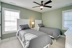 1 Mi to Pier: Screened Patio at Murrells Inlet Apt