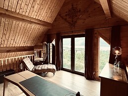 Lodges On Loch Ness