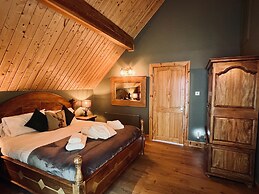 Lodges On Loch Ness