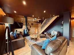Lodges On Loch Ness