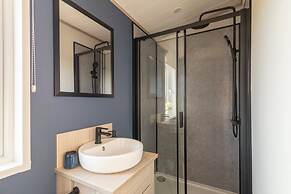 Host Stay Riverwood Ashdown Retreat