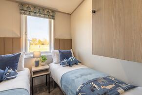 Host Stay Riverwood Ashdown Retreat