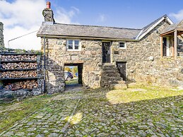 Host Stay The Hideaway