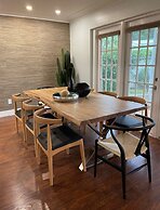 Adorable Villa With Water Front in Pompano