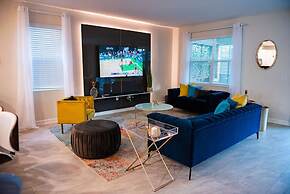 Luxury fun 9BR Near Disney Villa