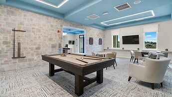 Luxury fun 9BR Near Disney Villa