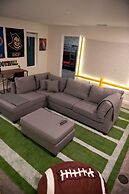 Luxury fun 9BR Near Disney Villa