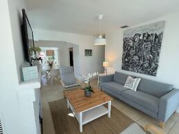 Cozy and Super Location 2 BR -1