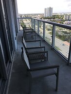 Beachwalk Condo With Beach Club 2bed 2bath