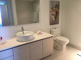 Beachwalk Condo With Beach Club 2bed 2bath