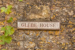 Georgian House With Garden Views Tennis Court