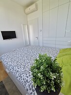 Apartments Egis Koper